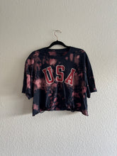 Load image into Gallery viewer, Cropped USA Tee
